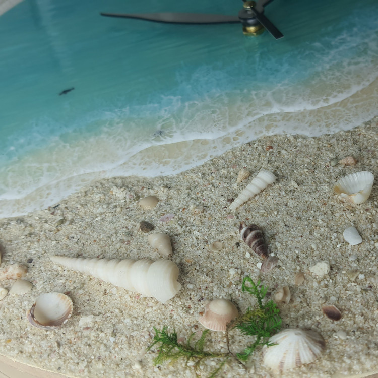 خرید ساعت دیواری رزینی طرح دریا سفارشی