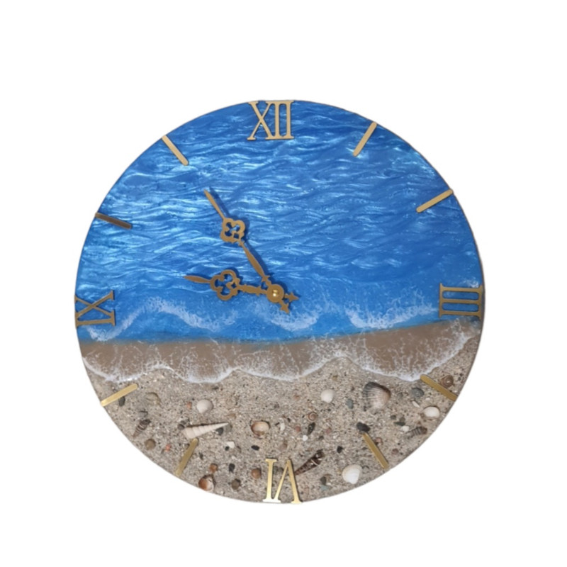 ساعت دیواری رزینی طرح دریا و ساحل با عدد یونانی