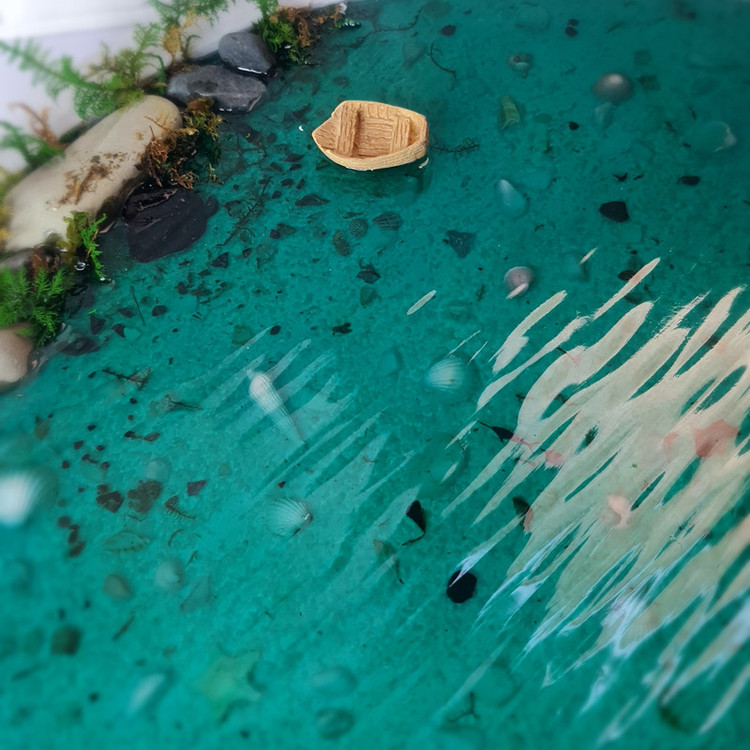 خرید استند خاص و شیک رزینی سبز دریایی